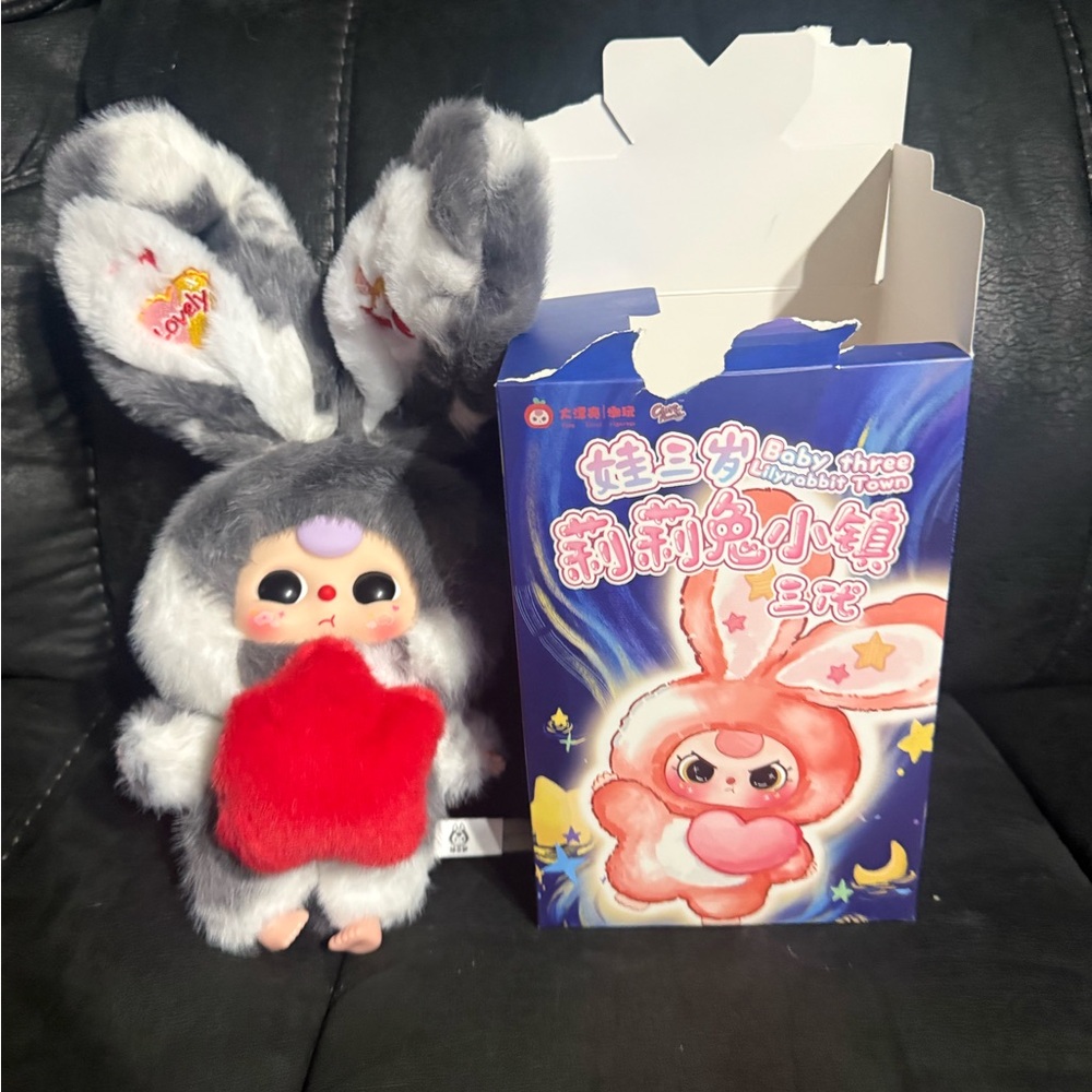 Baby three Cute Bunny Plush with Red Star